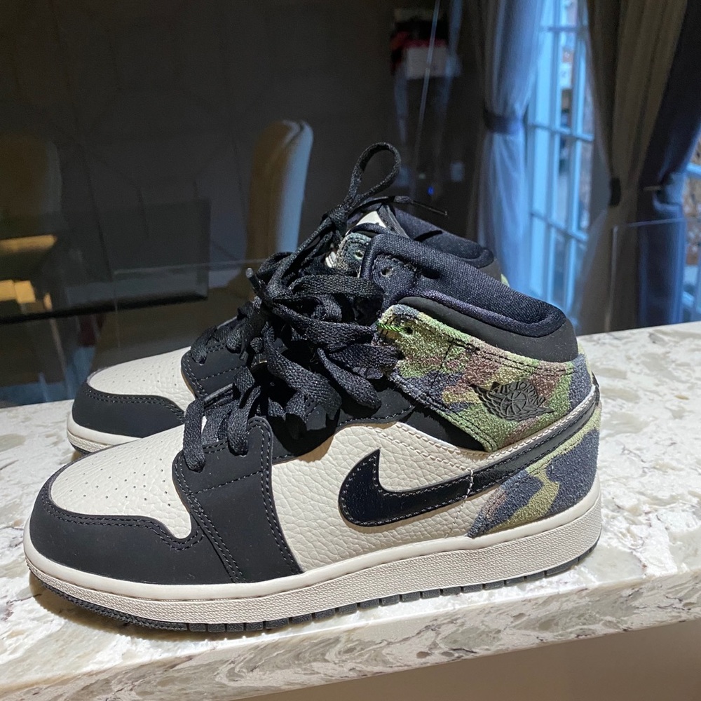 Jordan 1 Mid Camo (2020)